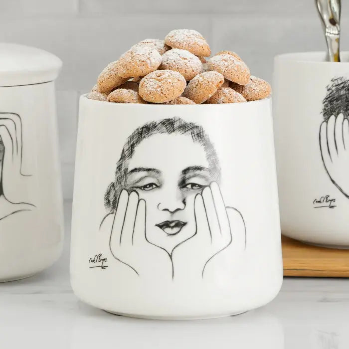 CANISTER WITH LID LARGE
Eye Candy