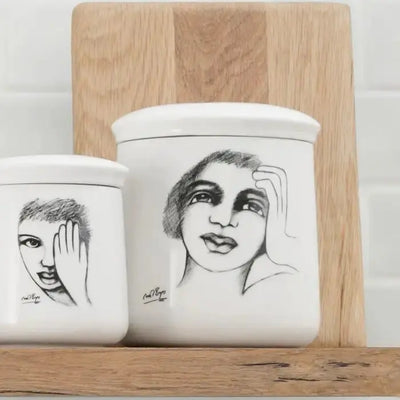 CANISTER WITH LID LARGE
Well Inclined