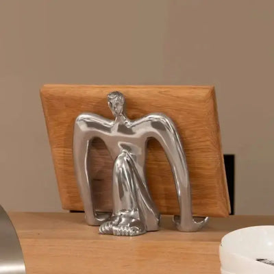 THREE BOARD HOLDER
Above Board