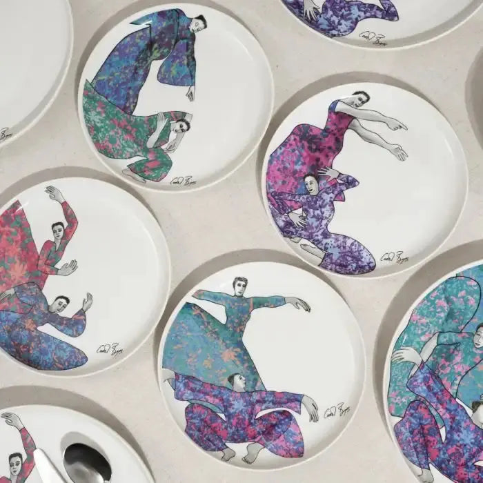 DINNERWARE 12pc SET
Dancing Girls