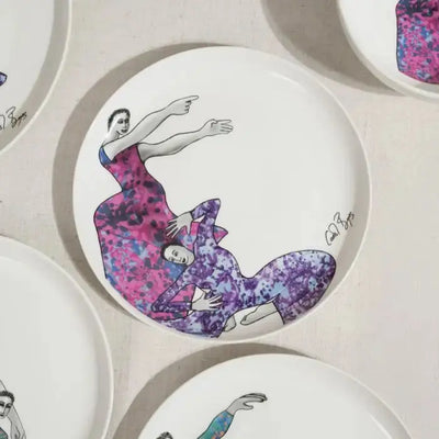 DINNERWARE 12pc SET
Dancing Girls