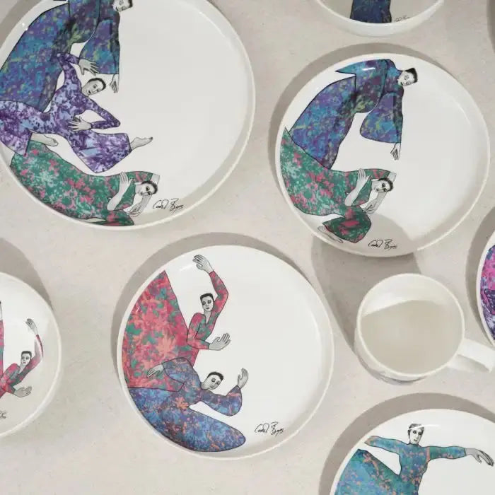 DINNERWARE 12pc SET
Dancing Girls