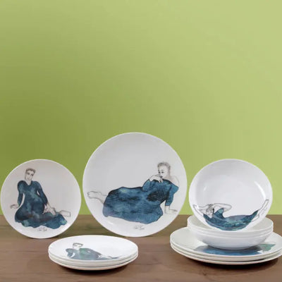 DINNERWARE 12pc SET
Indigo Girls