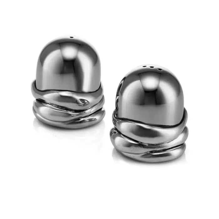 SALT AND PEPPER SET
Wound Up